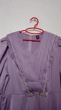 ملابس نضيفة • توصيل