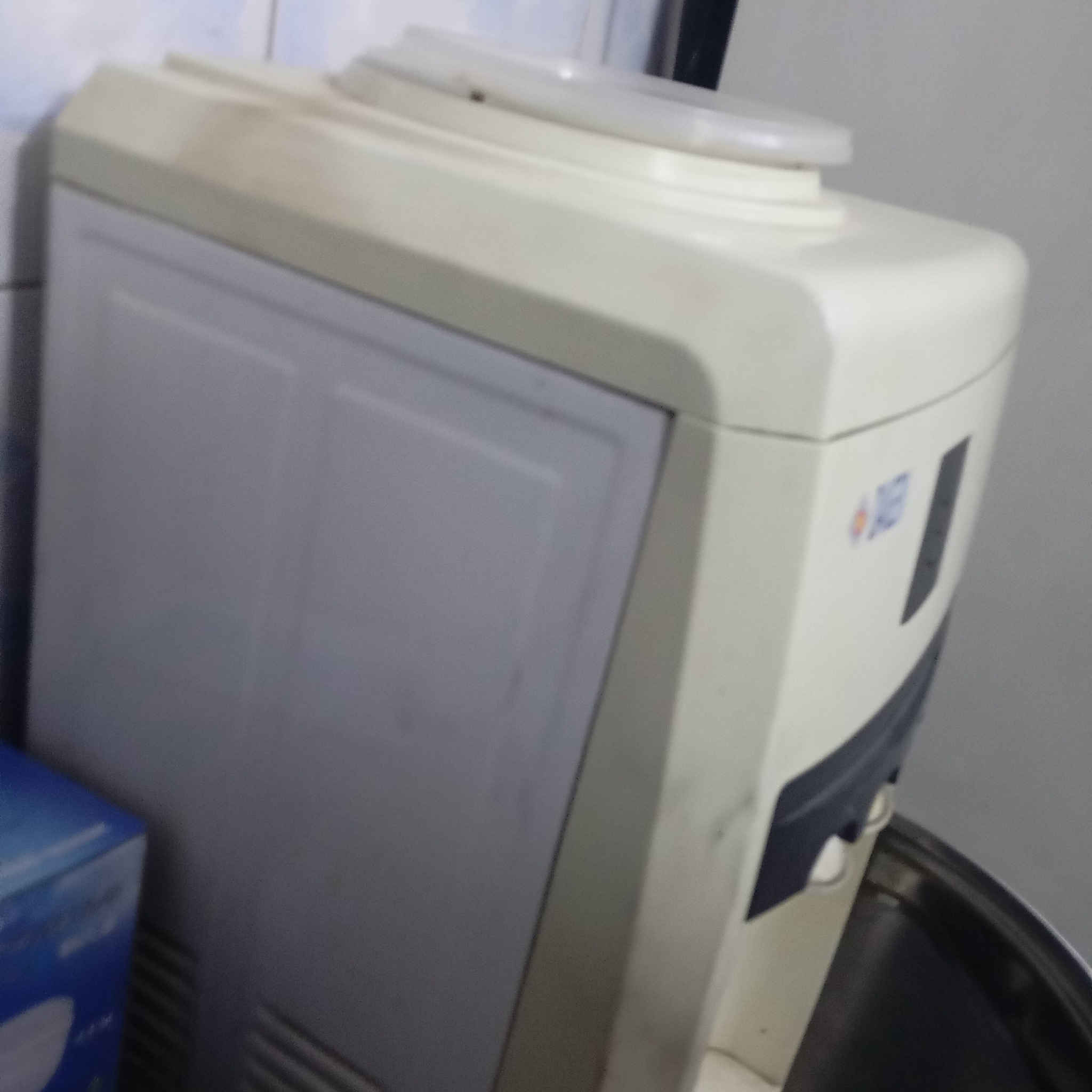 براد ماء للبيع شغال بس متروك ب75 وبي مجال المكان حله
تواصل وتساب او علرقم ***********
