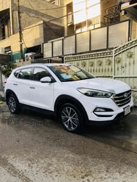 توسان ٢٠١٦ • مكينة ٢٠٠٠ • مكفولة