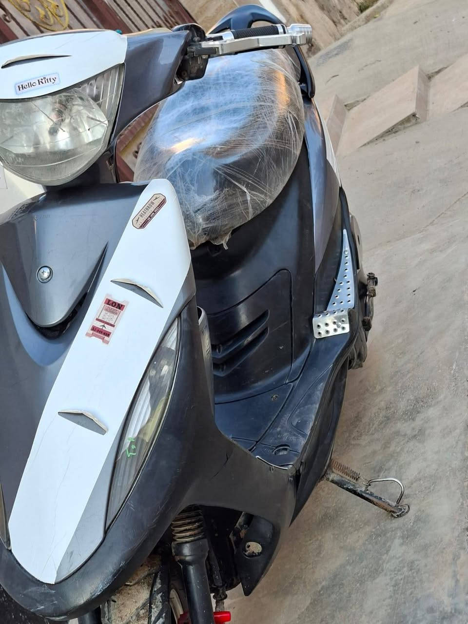 سلام عليكم دراجه ماكس عدله خير من الله نكره سلف هندر بوشه ٥٥ دراجه مكفوله من كلشي كهرباءيات كلها شغاله بيها قطع تزويد خارجي المكان بعقوبه المفرق للستفسار ***********
