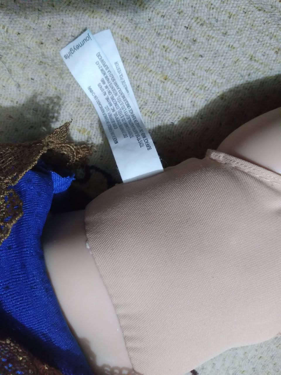 لعبه اصدار 2016 ومن الاصدارات النادره شعرها نظيف وبخيوط الشركه وهي ايضا نظيفه لكن تحتوي على بعض الخدوش من الالوان كما موضح في الصوره وسعرها 35 دينار عراقي 💖


**إذا كنت صاحب هذا الإعلان وتريد حذفه لأي سبب، رجاءا أرسل رسالة إلى الدعم الفني**