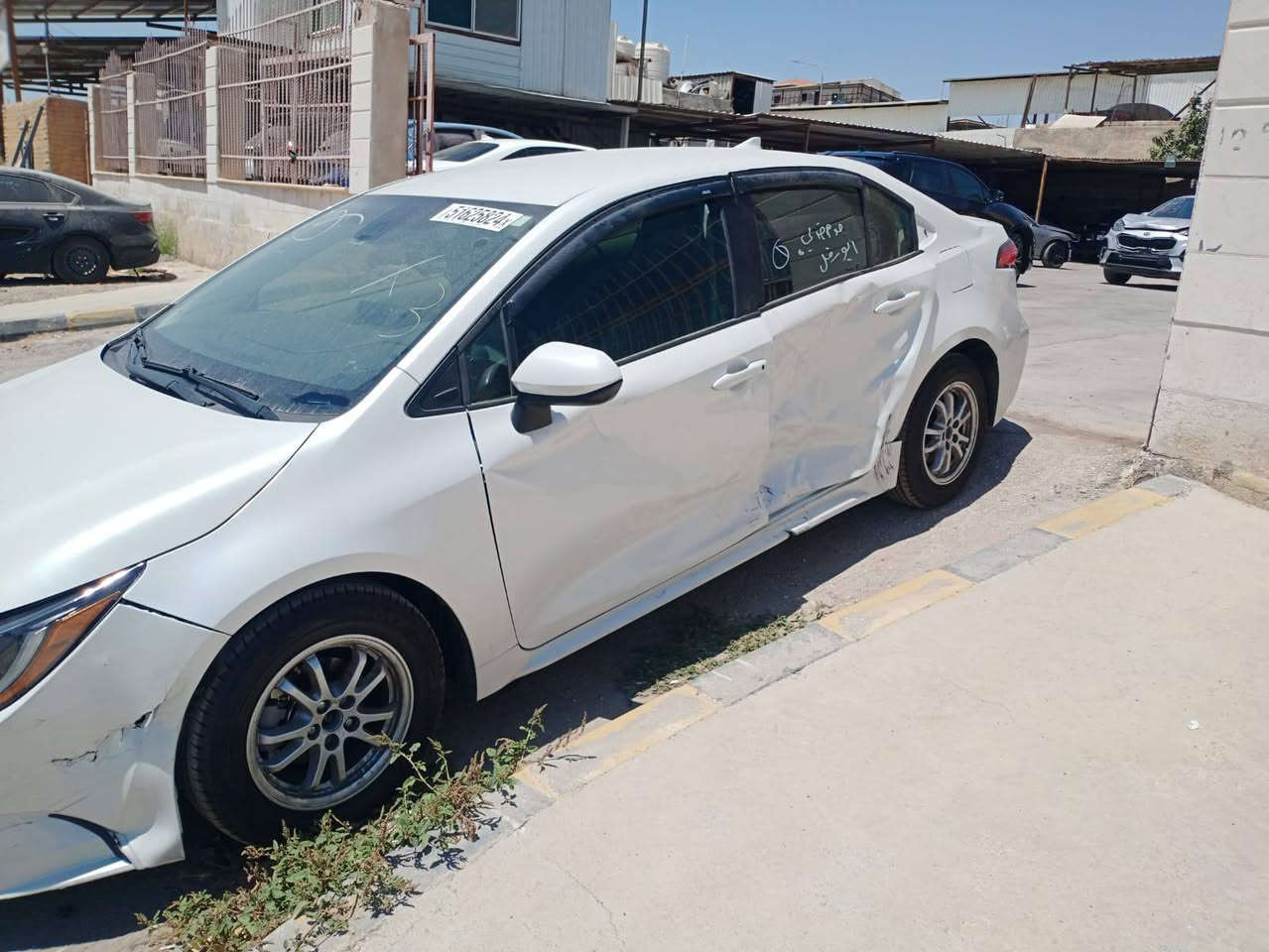 السلام عليكم كورلا 2022 رقم بغداد وارد امريكي LE بصمه حادثها موضح بالصور دواخل سليمه ايرباكات سليمه ماطاكه بجم كبس مابيها اي نقص سونارها موجود السعر 164 وبيها مجال مكانها الكوت رقم صاحب السياره ***********
