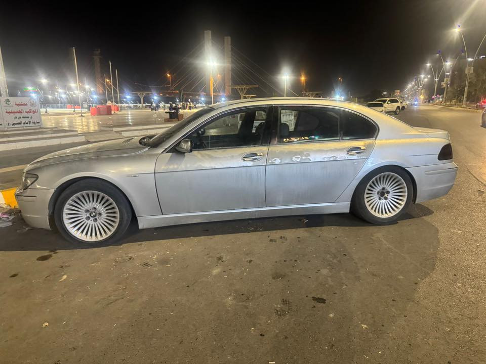 السلام عليكم
باخرة 750 خليجي كفالة من حادث وصبغ للبيع موديل 2006 باب طويل 

 رقم بصرة

 سنوية منتهية تريد تجديد تريد مداور تريد وكلة حاضر

السيارة بيها قطعتين جاردات باب السايق والي وراه

4 ابواب شفط

جنطه شفط 

بردات بيهن مشكله بسيطه  

فتحه سلايد وانطيك فتة ويها احتياط كاملة

ثلاجة داخلية

ستيرن تحكم كهرباء 

غرفتها داخل رصاصي  كشنات مو حلوات تريد تبدل تريد دوشم دشبول يخبل

كشنات جلد كهرباء تدفئة تبريد

وتبريد منضومة جديده بس كمبريسر شغلت هسه شو واكف مادري فيوز بيه مشكله 

 وخزن وضعيات

تجاوي ايضا كهرباء

مري قلاب ويه البك

إنارة ترحيب داخلية 

وخارجية وباليدات 

تبريد ثلاث قطع  حتى بل قمارة

هاند بريك بصمه حساسه واكف وما جيكته

سيدي جنجر cd

زراكات لايت امامية

لايت منظومة زنون بلاد

حساسات امامي وخلفي

باتري جديد قبل اسبوع بدلته

تايرات الاماميه قبل يومين شديتهن بس عدي ويل بيه عواج بسيط

بعد هواي مواصفات ما تخلص 

رقم الهاتف بيه واتساب ***********

السعر 115 متوازي على بيع كلش ولحد يكسر بيها
