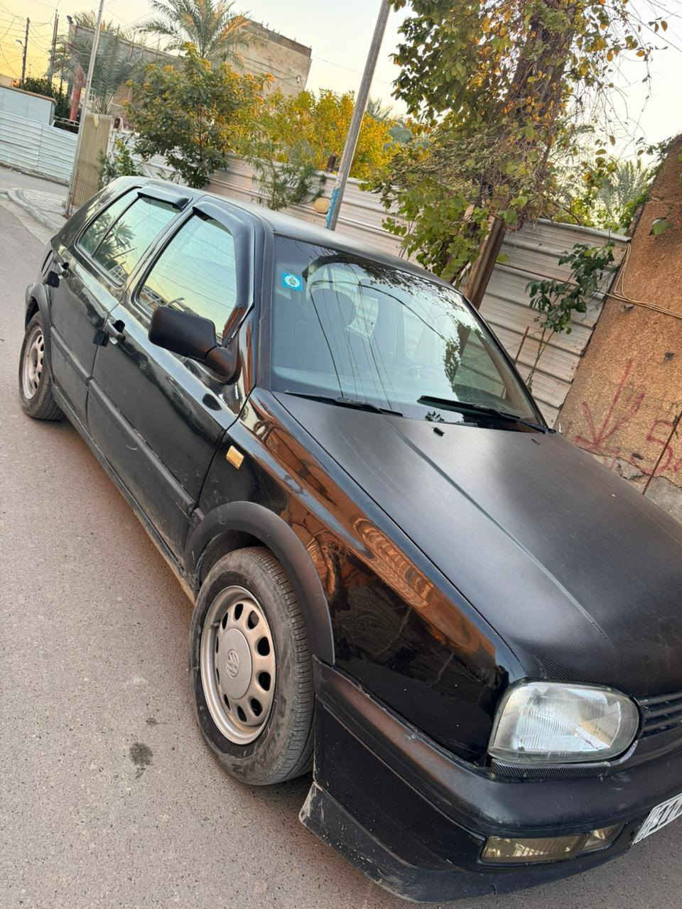 كولف اوتو موديل 93 بسمي رقم بغداد
سياره بدون حادث كامله من كلشي ونضيفه وجاهزه

مكاني غزاليه ***********
