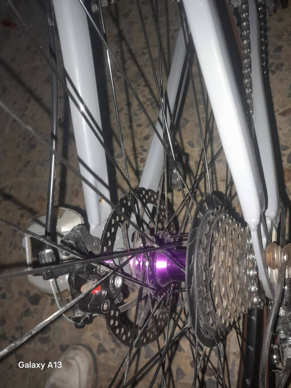 سلام عليكم بايسكل DSMAجديد قبل شهرين أخذته فقط للمدرسه اروح بي كل خلل مابي سعر 180بغداد مدينه الصدر رقم ***********فقط واتساب شغال
