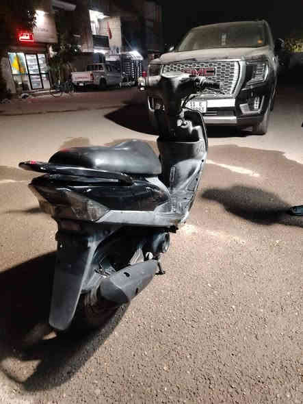 السلام عليكم/
ماكس عدله للبيع شغاله كفاله عامه ختم واحد دراجه شلعه معدل شك الكاع الكصه الاماميه مالتهه موجوده الدراجه صارله ٧ أشهر نازله من الرمبه ملحه يخبل كهربائيات شغاله كلهه / السعر / ٦٠٠ وبيهه مجال للشراي/ الرقم/***********
