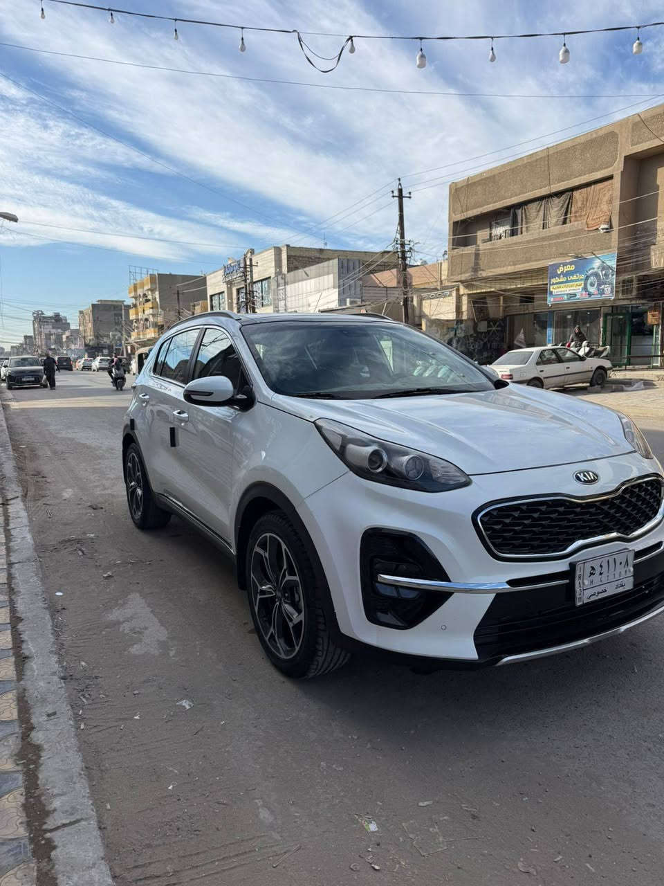 السلام عليكم سبورتج موديل ١٩ جتي لاين رقم بغداد معروف مواصفات الجيتي ماشية ١١٨ الف سيارة جديدة وحلوة كير محرك كفالة صدر تبديل جدبد مع تخم تاير مع تبديل عبوة كاملة فيت بم سيارة بانزين كله محسن محرك ٢٠٠٠ السيارة خليجي بس بيها ملاحظات بسيطة بيها بارد باب السايق وبارد حافة بنيد وتبديل دعامية أمامية والقديمة موجودة بيها شخوط وكسر
الاستفسار الاتصال
***********
مكان السيارة بغداد الجديدة
السعر ٢٠٠ وقابل للتفاوض
