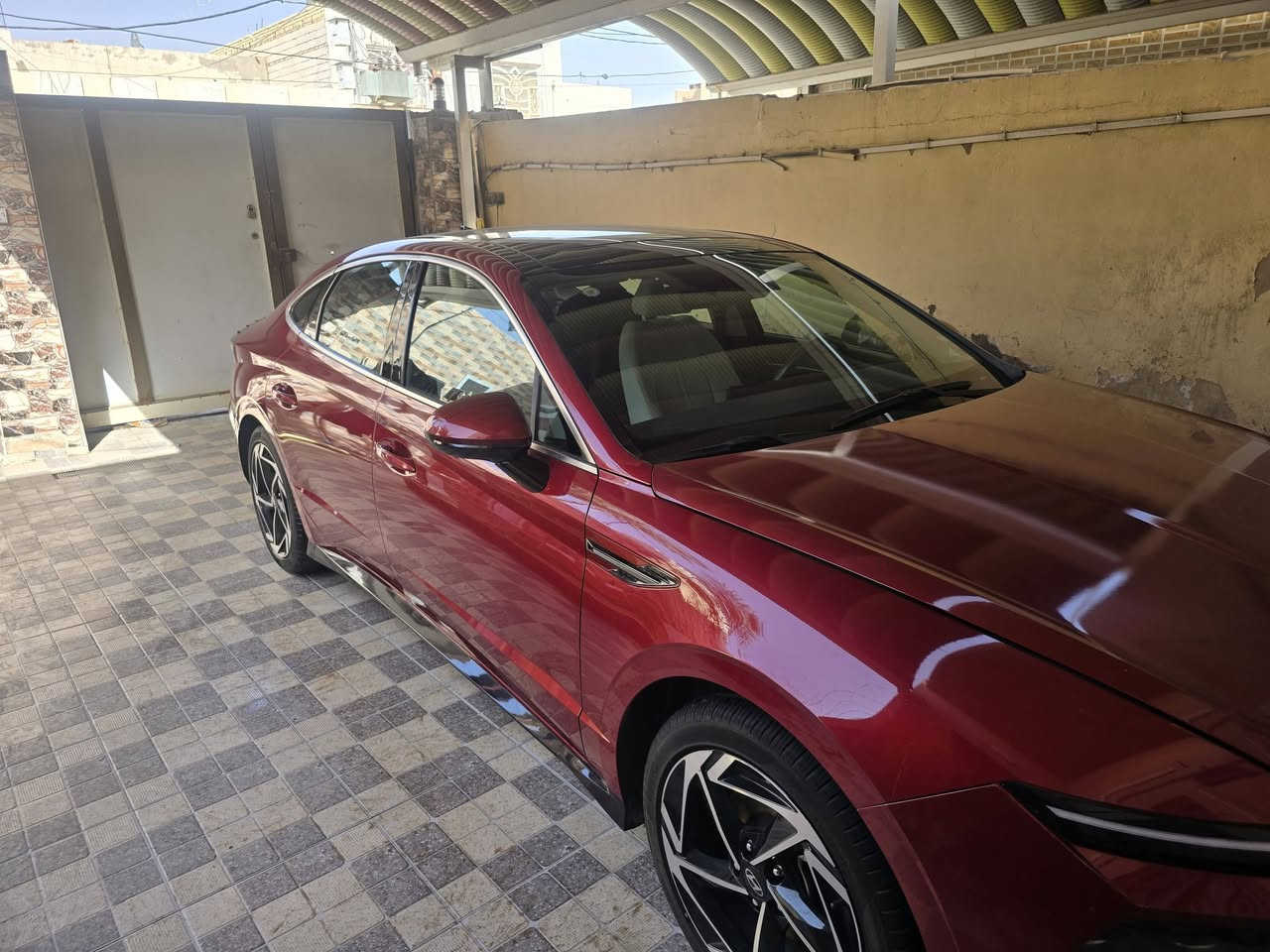 السلام عليكم
سوناتا ٢٤ فول مواصفات
سياره مكفوله بيها كلير من امريكا فقط
رقم قادسيه شهداء
السعر ١٨٥
***********
