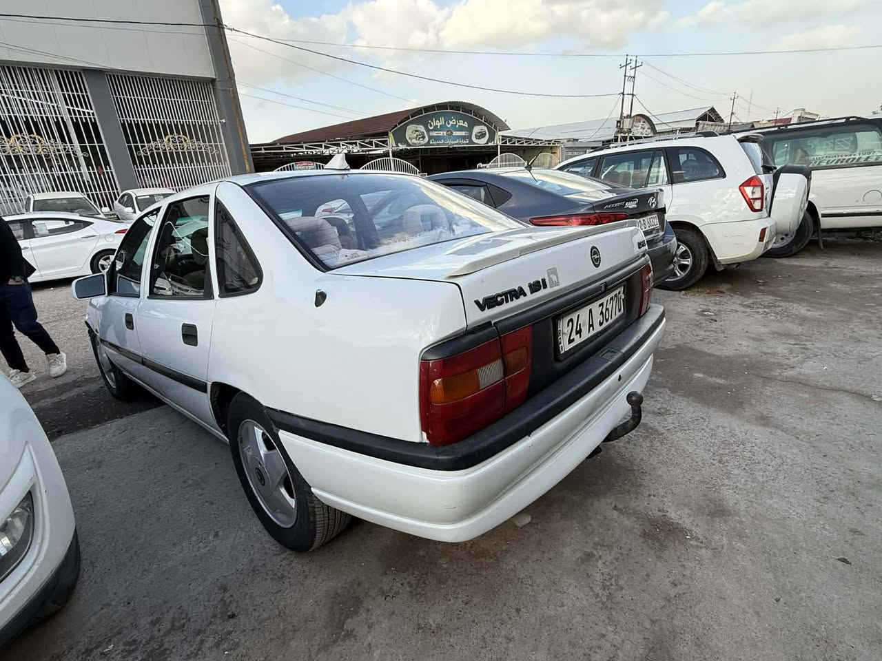 السلام عليكم للبيع اوبل فكترة 18 كير توماتيك تبريد اوكيرمحرك بشرط بيه صبغ شبر تحت الير رقم وسنويه وكابون بانزين جديد ***********
