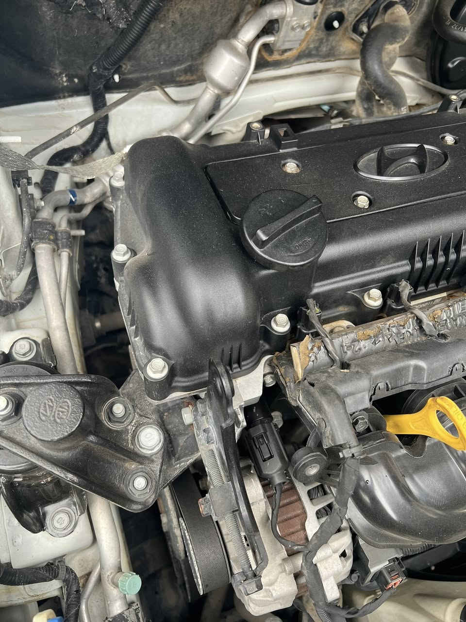 السلام عليكم
هونداي أكسنت خليجي ١٤
كفاله عدا السونار موضح 
ماشيه ١٨٠
محرك ١٦٠٠
سياره حلوه وجاهزه 
السعر ١٠٨
مكان خالديه 
***********
