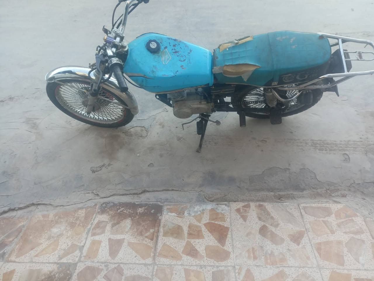 دراجه للبيع شغاله كل عيب مابيه السعر 280 الشراي يتصال على الرقم


**إذا كنت صاحب هذا الإعلان وتريد حذفه لأي سبب، رجاءا أرسل رسالة إلى الدعم الفني**