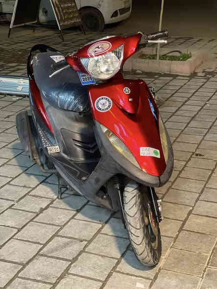 سلام عليكم 🫡 
دراجه ماكس عدله 
سرعه 120.  للبيع 
دراجه شلعه معدل كهربائيات كلهه شغاله 
اي نقص مابيهه 
جيب فيتر وتعال افحص 
دراجه مكينه بلاديه 
لون مميز ❤️
دراجه خير من الله 
العنوان بغداد مدينة الصدر قرب مطعم ليمونه 
الاستفسار الاتصال على الرقم 
***********
