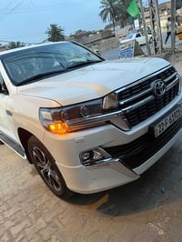 لاند كروز 2021 ساز خليجي كراند تورنك أصل  فول مواصفات تطبيق 3 شاشات عد...