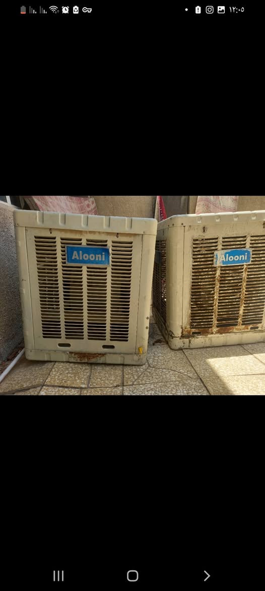 مبردات الونا الوجبه الاصليه حجم 2.5 للبيع البيع للاثنين معا بسعر 150
المكان حي تونس 
الرقم ***********
