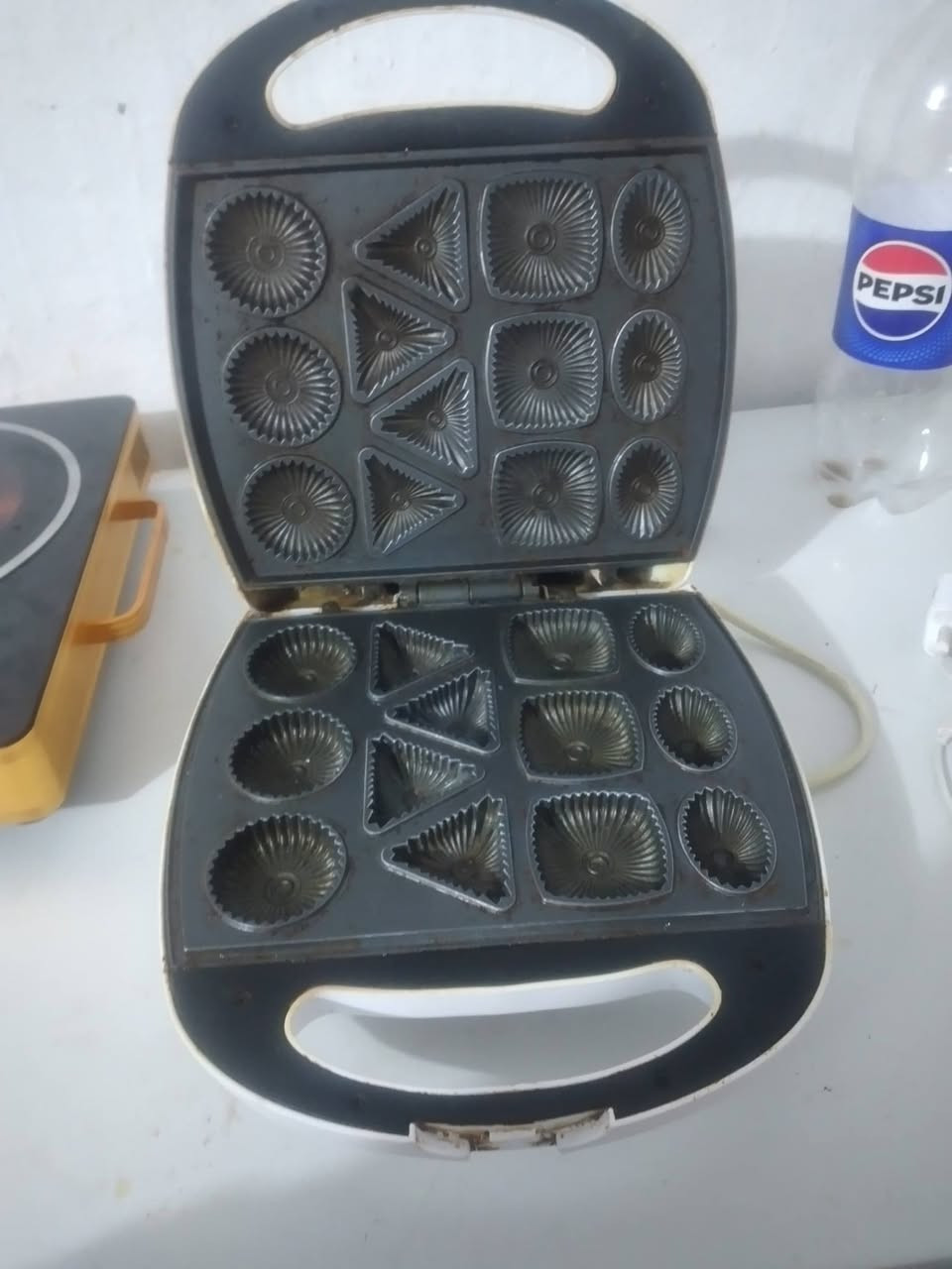 السلام عليكم مكلفه بنشر جهاز كليجه مابي اي شي ويشتغل جديد اول مانزل من نوعيات القديمه مستعمل مرتين تلاثه بس كولشي مابي  تحب تراسلني للي تشتري


**إذا كنت صاحب هذا الإعلان وتريد حذفه لأي سبب، رجاءا أرسل رسالة إلى الدعم الفني**