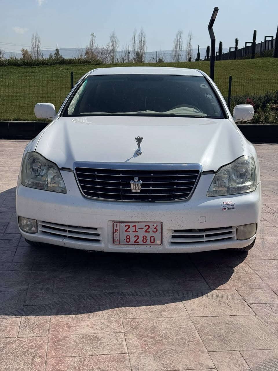 ***********
***********
موس57گەلاومەعمەلە
شاهانە2005
گێرومەکینە گەورە
دوو دوگمە
ویل نەوتی
چوار کوشن کارەبا 
دوپارچە بۆیاخ
قرچێکی دواوەی هەیە
رۆیال
ناوزەرد
