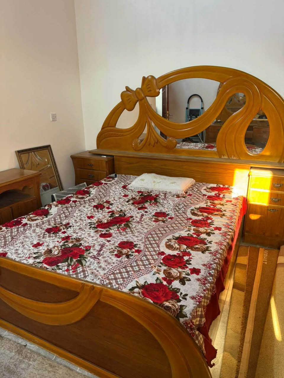 غرفه خشب صاج اصلي. للبيع. التخت مخزن  التواصل على هذا الرقم ‭٠٧٧١ ٨٧٩ ٧٨٧٧‬ موصل, نينوى
