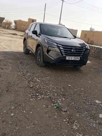 نيسان روج 2024 اللبيع ضرر كما واضح داخل المنشور  السعر اتصل على رقم  0...