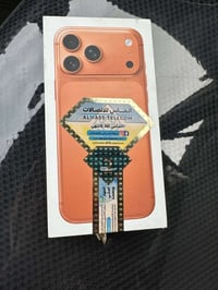 آيفون ١٧ • بطارية ١٠٠ • شريحة الكترونيه