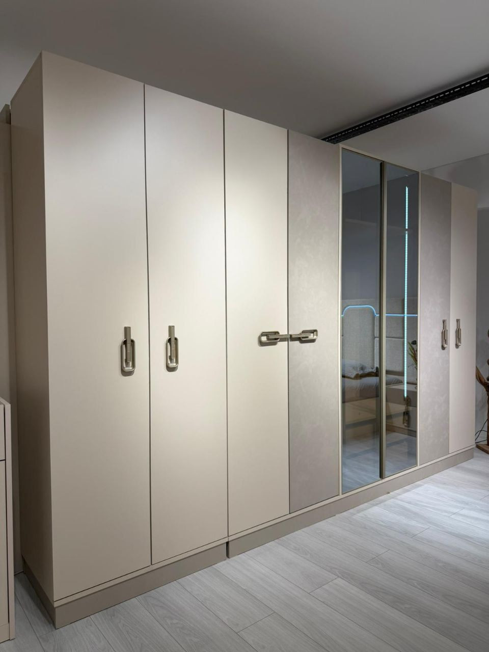 غرفه نوم تركي
عدد ١٠
السعر مليون ٨٥٠ الف
متوفر خدمه توصيل بس
*********** الاستفسار واتساب تلكرام
