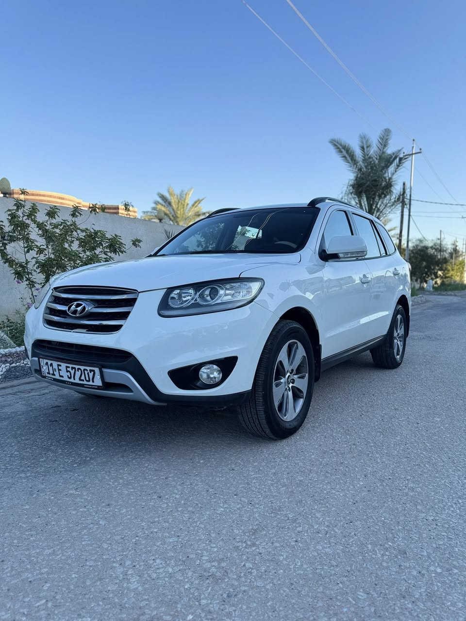 للبيع سنتافي 2012 خليجي شركه العامه  سياره مكفوله عدا باب السايق بي صبغ والباقي كفاله عل سونار مكينه6 سلندر
مامفتوحه مواصفات شركه العامه
فور ويل 7 راكب  تبريد 3 قطع اشاره بل مرايه سياره خير من الله وجاهزه للاخير
رقم بغداد دولي تحويل ثاني يوم المكان بابل سعر150 بيها مجال
***********
