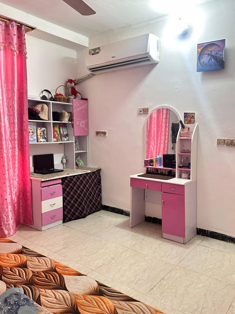 السلام عليكم غرفه بناتيه للبيع السعر 175مكانها حي العباس
*********** كربلاء, العراق
