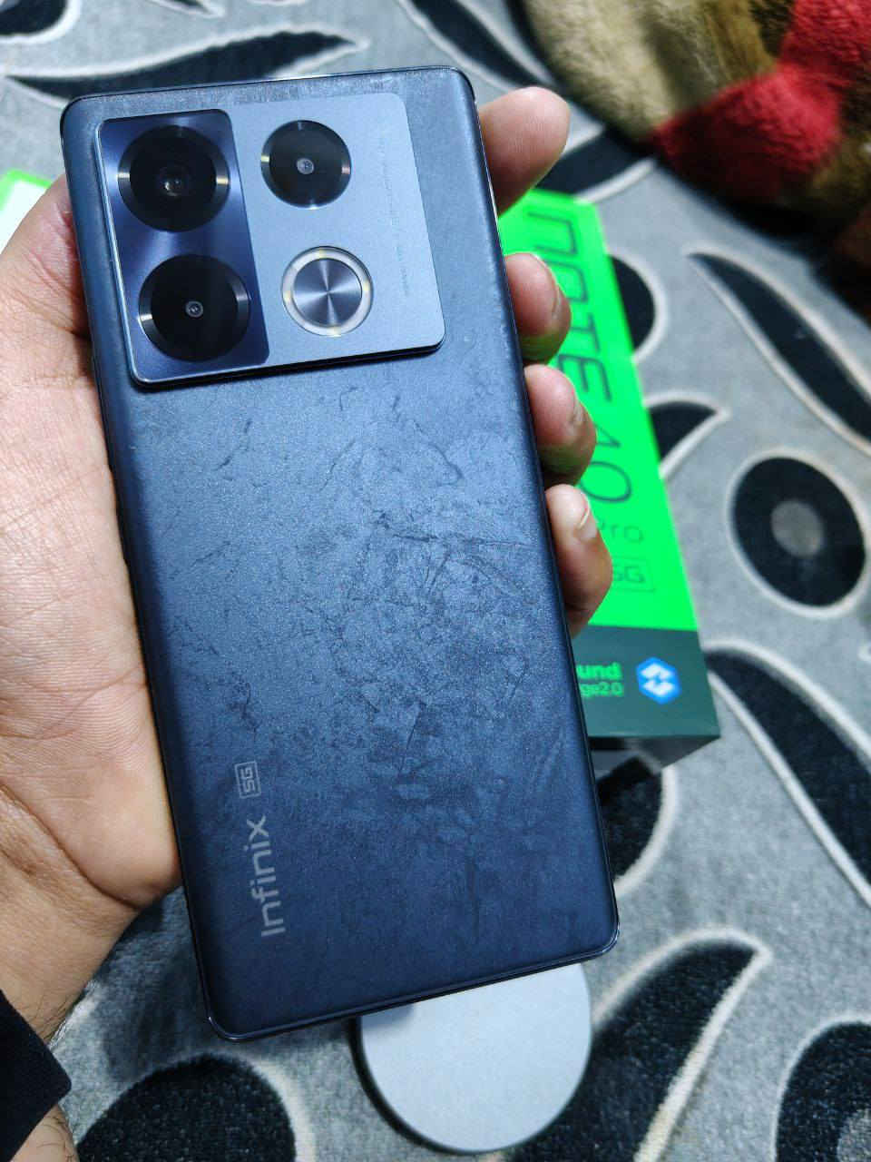 انفنكس نوت 40 برو نضيف حيل ستخدام قليل غراضه كامله شاحنه 45 واط شحن لاسلكي وياه سعر 250 
***********
