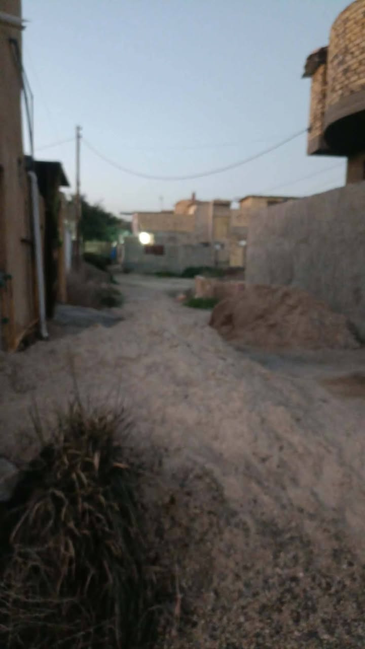 قطعه للبيع مساحه 100متر طابو زراعي سند 25 تحويل مباشر واجها 5 ونص نزال 18ونص الموقع حله كريطعه قرب بيت الوزير السعر 17 مع المجال البسيط كافه الخدمات شارع 5 متر للاتصال
***********
