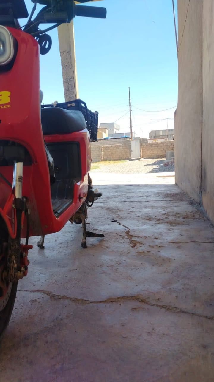 السلام عليكم
موطور r8 للبيع مبدل بطاريات ليثيوم اصليه غاليه شرط اذا وكف بيك بمكان ترجعو عليه 

النضافه جدامك فول نضافه كهربائيات كلهه شغاله 

السعر 450وبي مجال الاستفسار***********
