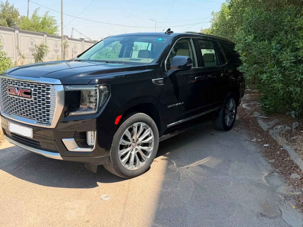 السلام عليكم 
جمسي دنلي ٢٠٢٤ وكالة المنصور 
السياره ماشيه ٢٧كم  
السيارة بيها صبغ ربع باب والمكينة مبدلة بالشركة
بعدها بالضمان السيارة 
السعر 50,000$
للاستفسار ***********
