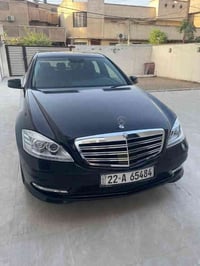 مرسيدس s550 سوداء لارج موديل ٢٠٠٧  محدثه ٢٠١٣ Amg فول فول مواصفات  باس...