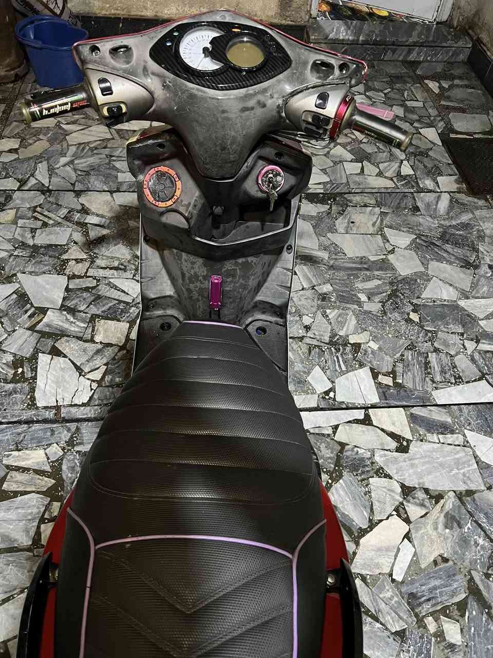 سلام عليكم لبيع او مراوس بشي مرتب
سكنس فحل رياضي
كت كامل كرزي 
مكينه 58 بلاديه كور بصمه
دراجه مرتبه مصروف عليه كلش هواي
كهربائية كلهن شغاله بيه منضومه زينون اصليه
نقص بيه بس فج اذ اكله اشده ابيعه الك 
مكاني بغداد شعب 
رقم *********** بدون لواته ول يحس روحه لوتي ليدخلي ♥️
