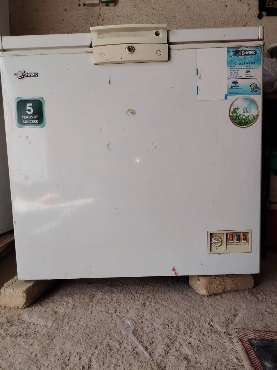 سلام عليكم مجمده البيع شقاله شرط البروده سعره170وبيه مجال متواجد خاص


**إذا كنت صاحب هذا الإعلان وتريد حذفه لأي سبب، رجاءا أرسل رسالة إلى الدعم الفني**