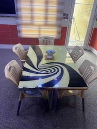 ميز ستيل وجام مع كراسي عدد ٥ للبيع السعر ٢٠٠ الف تلفون ٠٧٨٠٩٥٦٠٦٢٢