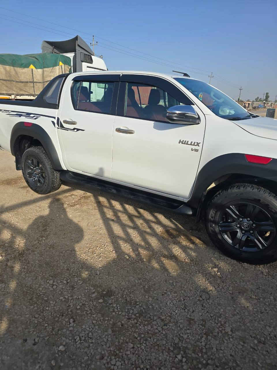 سلام عليكم اخون عندي هلوكس ٦سلندر مكفوله كفاله عامه رقم بابل بسمي تحويل مباشر ماشيه ٤٠ ألف مكان بابل ***********
