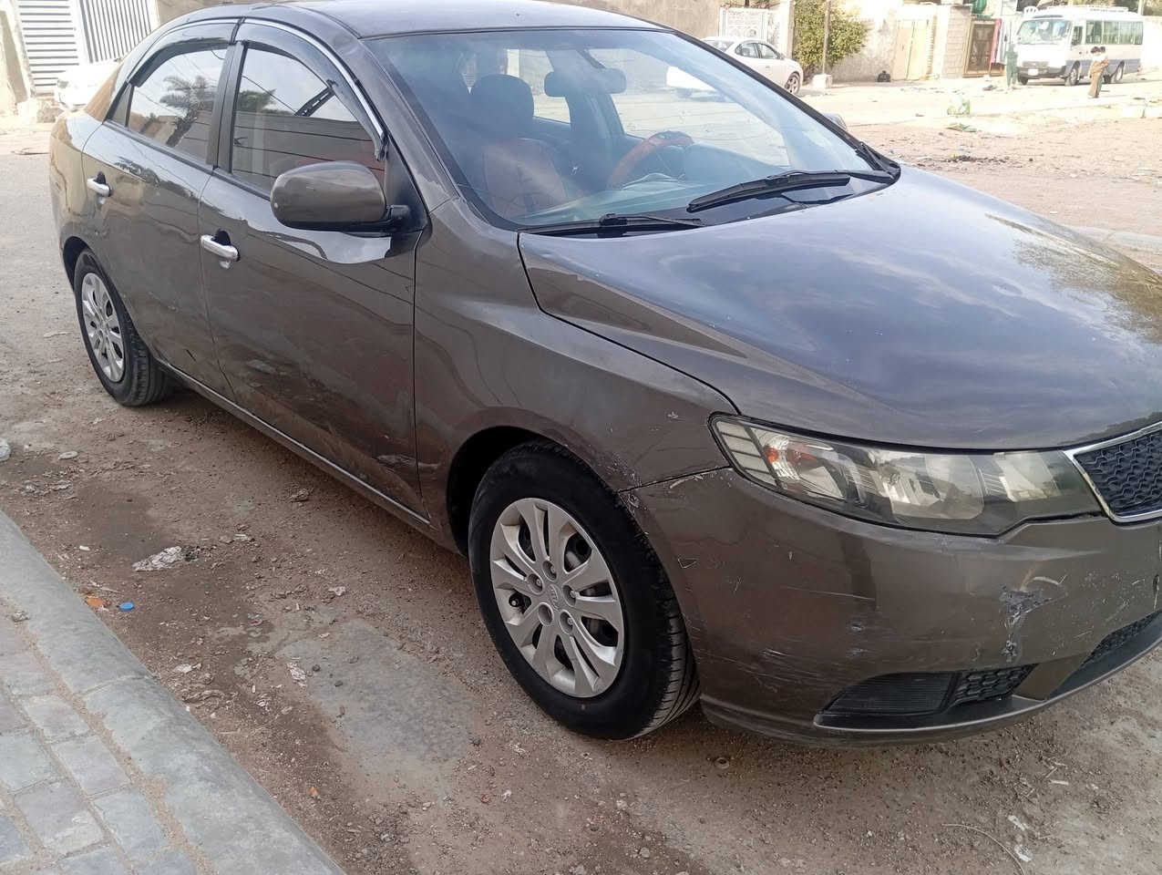 السلام عليكم 
سيراتو موديل 2012سنويه لغايه 2027 رقم بابل مكينه 1600مكاني كربلاء السعر 78وبيها مجال للاستفسار ***********
