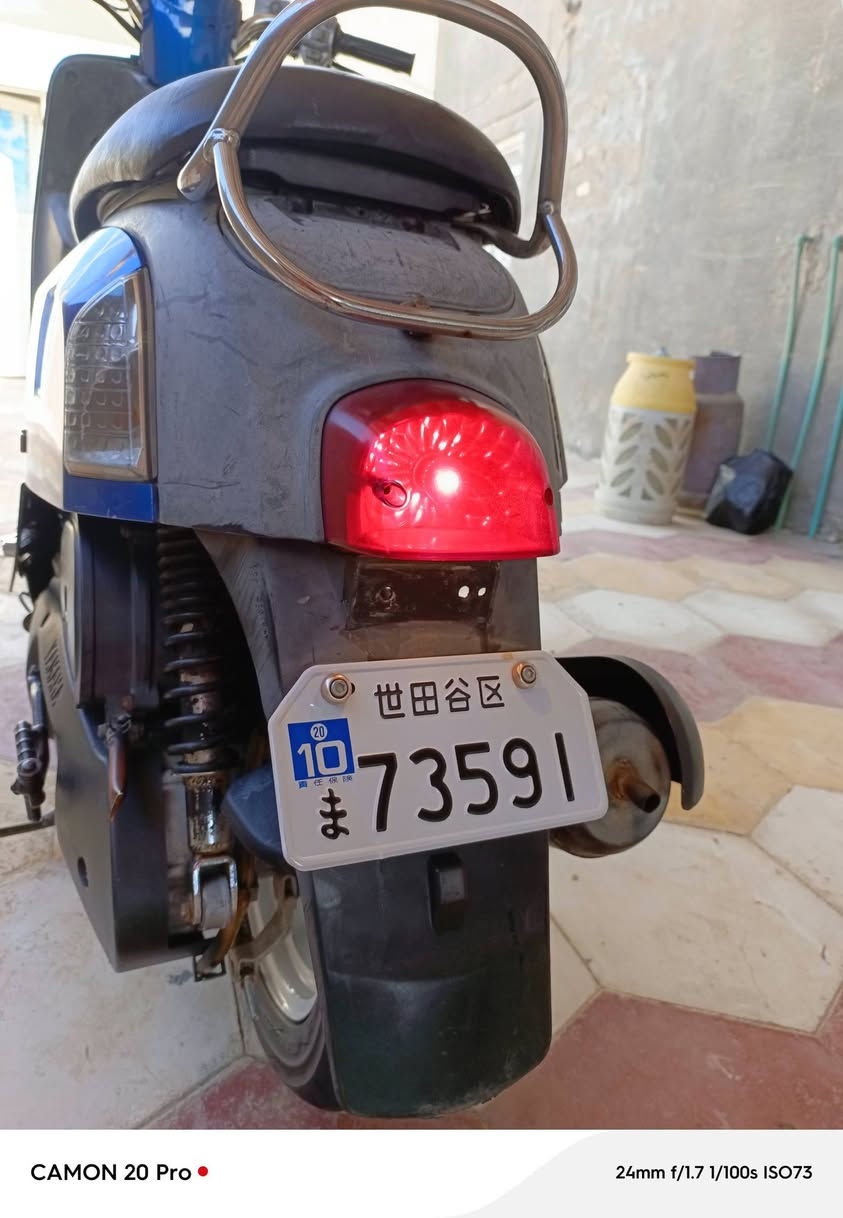 للبيع ماكس بوليس 
كابريتر دراجه نضيفه برغي ما مفتوح بيه كفرات اصليه مختمه ختم واحد 
وملاح فول الدراجه نضافه 
100/100
السعر 825وبيه مجال للشراي 
للاستفسار الاتصال عل الرقم 
***********
