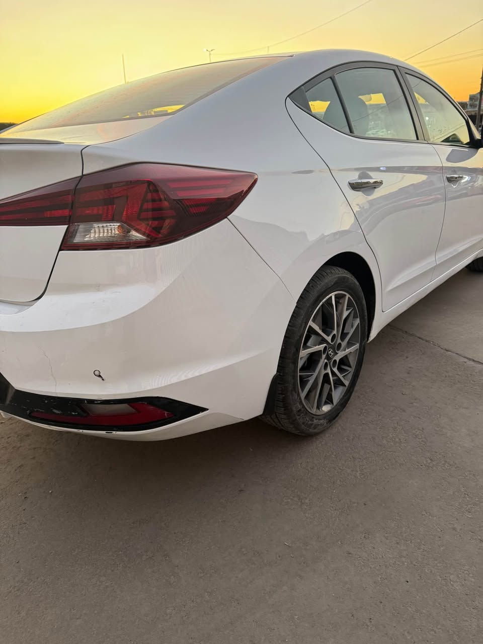 سلام عليكم النترا خليجي 2019 فول مواصفات مكينه 2000 سلايت شاشه كامره تحكم ستيرن ويل كب 17 رقم بغداد الجديد بأسمي سنويه جديده ماشيه 90 مكينه كير مكفول 
( فقط صبغ نصف باب السائق  ) موضح بلسونر
السعر 157 مجال بسيط رقمي *********** مكاني بغداد بغداد, العراق
