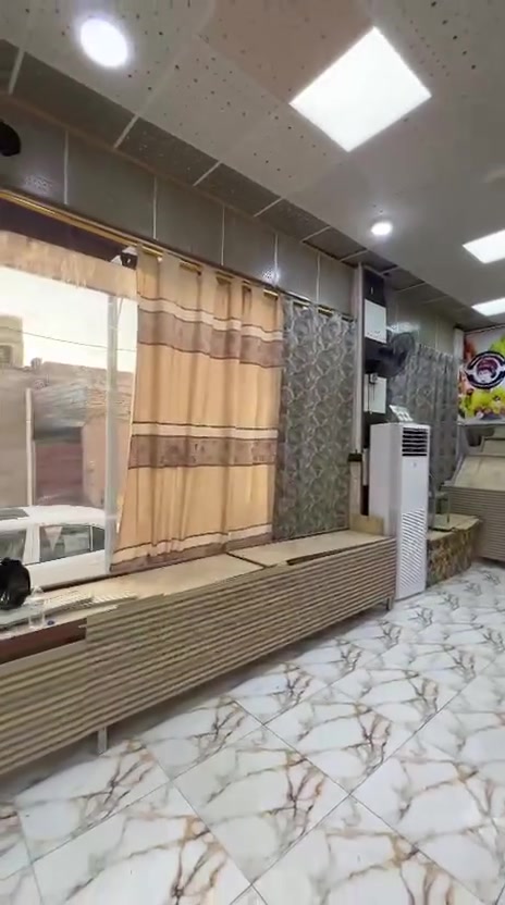 محل مخضر ركن للأيجار مع كافة الغراض للبيع جاهز من كلشي المكان ناصريه الصالحيه رقم الهاتف ***********

