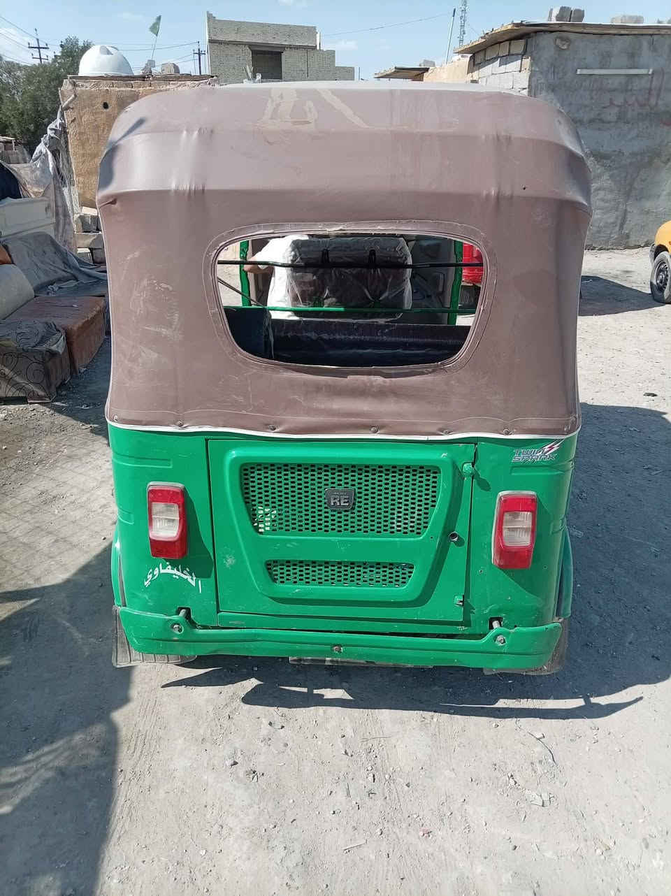 سلام عليكم تكتك للبيع موديل 2021 شهر 8 رقم وسنويه تحويل ثاني يوم تكتك مكفوله بي بيه ضربه بصفحت اليسره شبرين 
العنوان بغداد الامين الثانيه 
الاستفسار.  ***********
