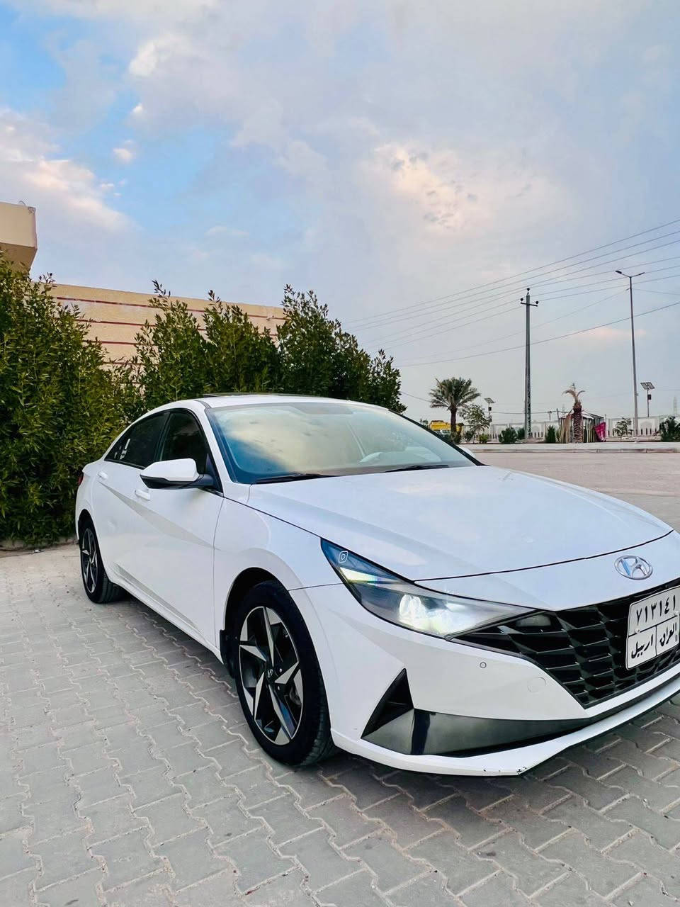 سلام عليكم.      للبيع فقط.   بدون مراوس .
النترا 2022 اربيل تحويل وكالة ماكو اي مشكلة خليجي كفاله عامه محرك 2000 دوش  فول مواصفات 1/1 اخر موصفات 
فتحه سقف 
اشارت مري 
اشارت ترحيب. لد امامي فولللللل هواي مواصفات بيها. السعر 158 وبيها مجال قليل حك الجيه ماكن السياره نجف للستفسار رقم الهاتف 
***********
