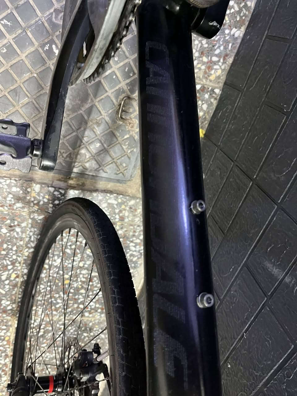 سلام عليكم
دراجه كرافل ديسك ماركه cannondal امريكي لون اسود ميتاليك قياس الفريم 52

عكرب و النقال shimanu alivio و البدالات مايكرو البطيخات نوفتك  البدالات 2*9 الدراجه نضيفه

سعر 400 الف مكاني بغداد شرطه الخامسه 

للتواصل ***********
