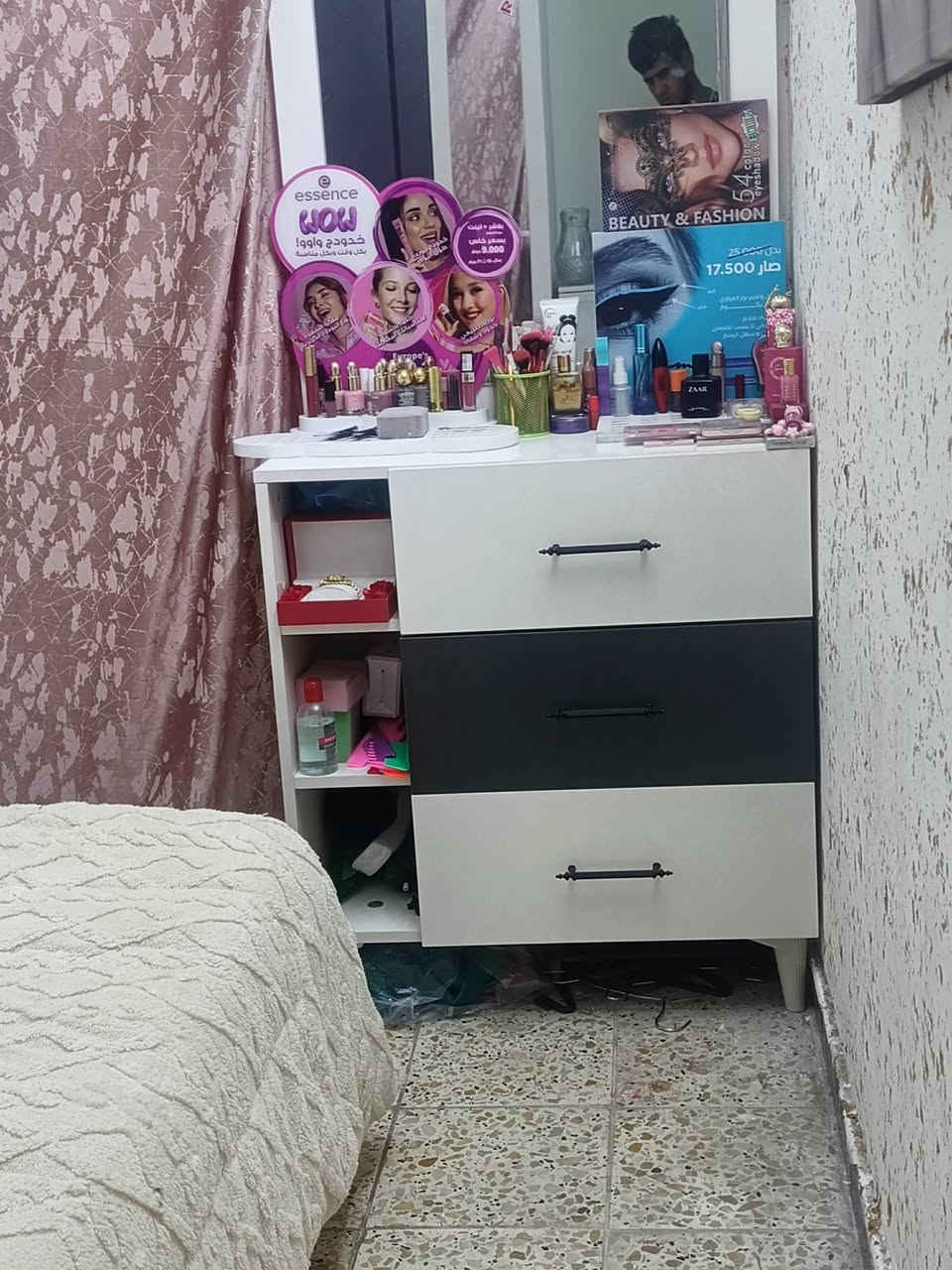 غرفه تركيه حلوه مصار أقل ٣اشهر من اخذتها جديده  سعرها ٥٠٠ وبيها مجال مكان بغداد العبيدي  تعال خاص وتدلل


**إذا كنت صاحب هذا الإعلان وتريد حذفه لأي سبب، رجاءا أرسل رسالة إلى الدعم الفني**
