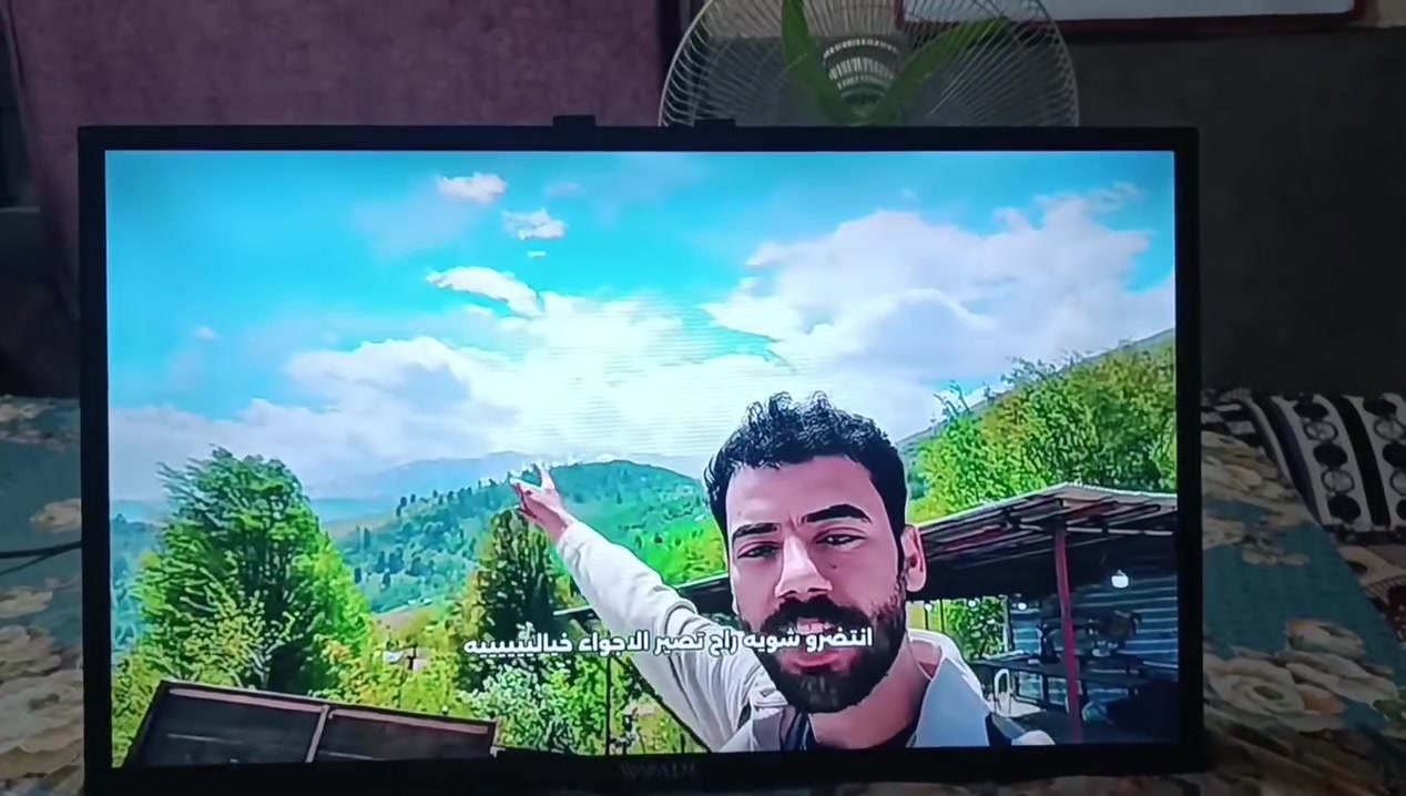 شاشه نوعها الوادي نوعيه جيده حجم 32 بدون انترنت دقتها قويه فول اج دي صوت استيريو واضح
 جداً نظيفة استخدام قليل السعر 85 العنوان كوفه


**إذا كنت صاحب هذا الإعلان وتريد حذفه لأي سبب، رجاءا أرسل رسالة إلى الدعم الفني**
