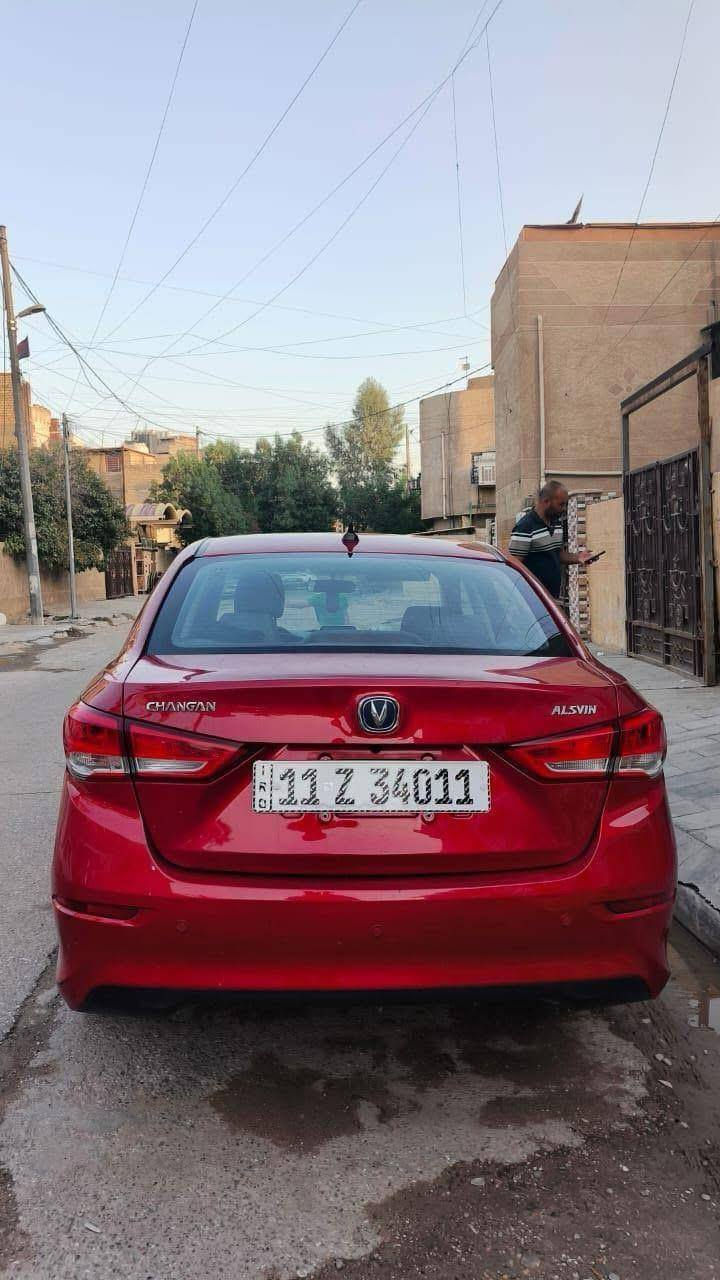 سلام عليكم جانجان موديل 23 ماشي 100 رقم بغداد سياره جديده على وضع الشركه سعر 85 وبيها مجال بسيط مكان بغداد الكاظميه الرقم ***********
