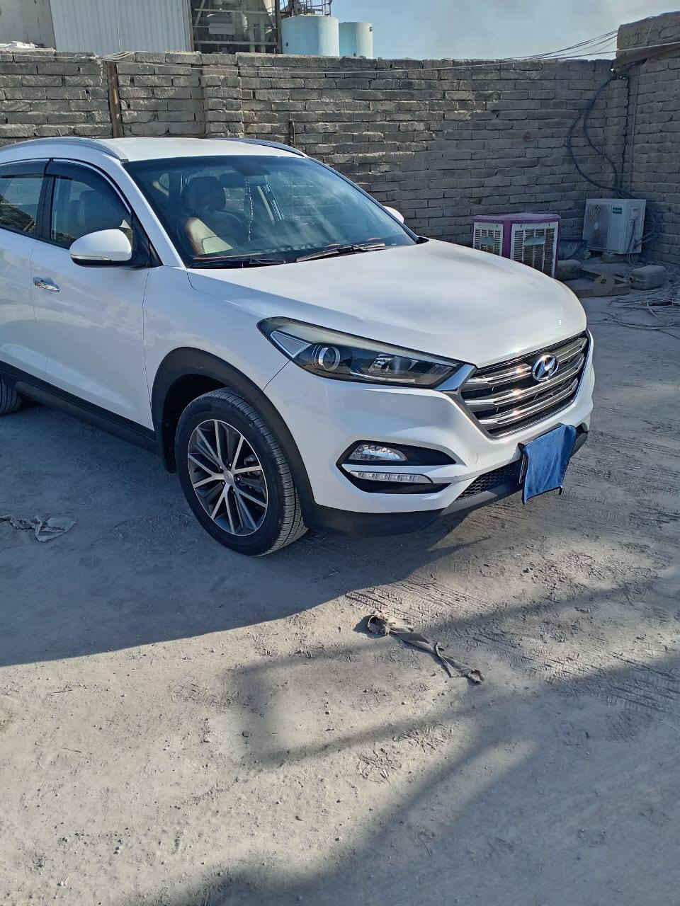 سلام عليكم اخوان الاعزاز سياره توسان 2017 خليجي كفاله عامه  تواصل عله الرقم ***********
