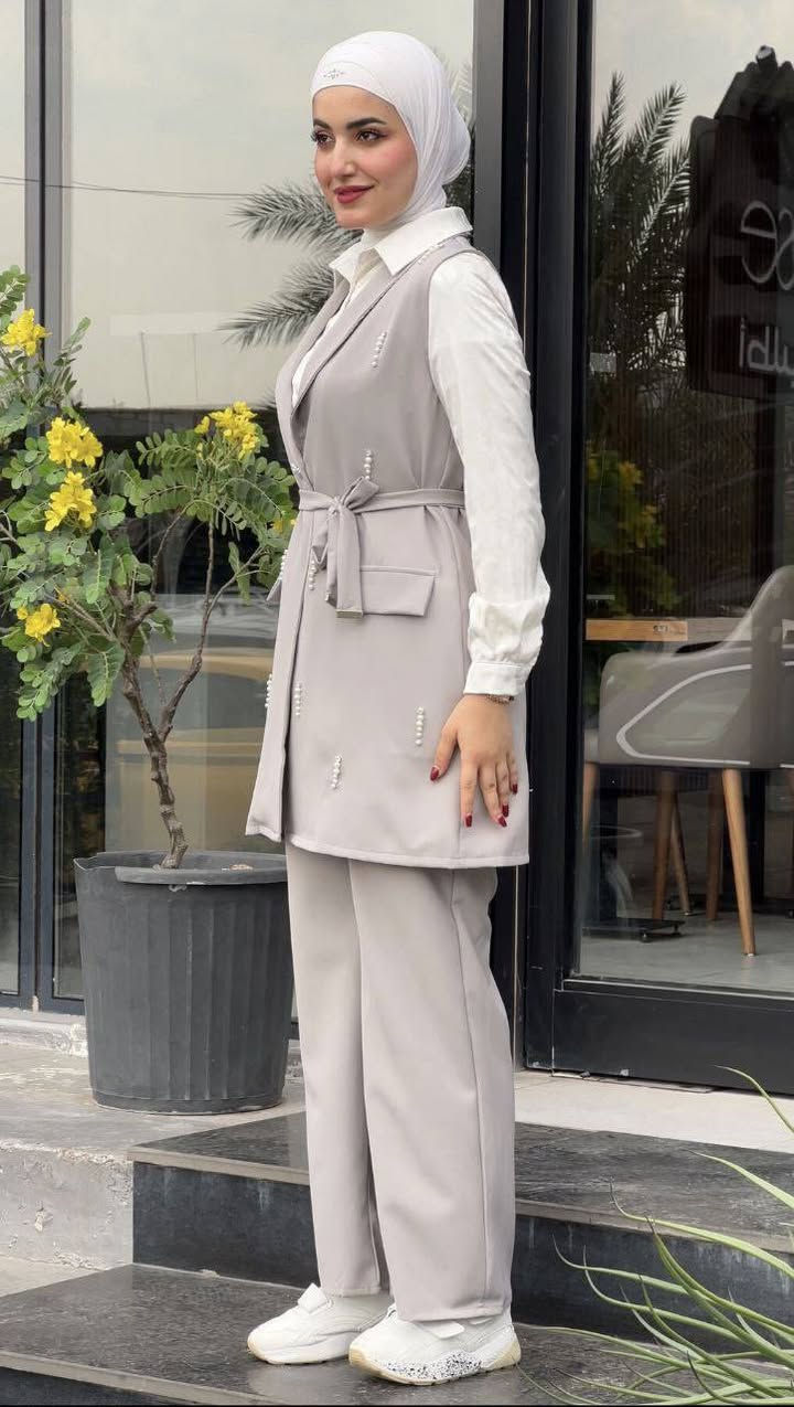 سوت قطعتين مبطن ستن 

قياسات من 38 الى 48 
قماش دابل نسيج تركي نخب اول 
طول البنطرون 100 سم 
طول اليلك 83 سم 
طول العارضة 167 سم
للحجز مراسله الصفحه


**إذا كنت صاحب هذا الإعلان وتريد حذفه لأي سبب، رجاءا أرسل رسالة إلى الدعم الفني**