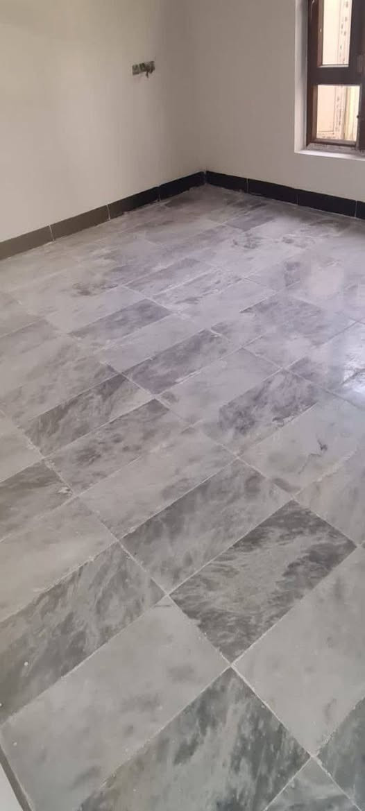 سلام عليكم اسطه سيراميك جدار ارضي متفرغ ***********
