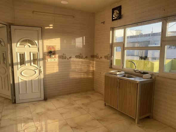 مشتمل طابق ثاني للايجار
موقع: طريق بغداد فرع مول كركوك التسوق المنزلي

محتويات الدار 

مطبخ+ استقبال + غرفه نوم واحد 

صحيات +مغزن

سعر : 250 الف 

————————————-

للاستفسار اتصال ع رقم 

***********
