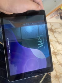 ايباد 7 ذاكره 128 كامل ملحقات مستبدل فقط تاج سعره 175 رقمي 07725641322